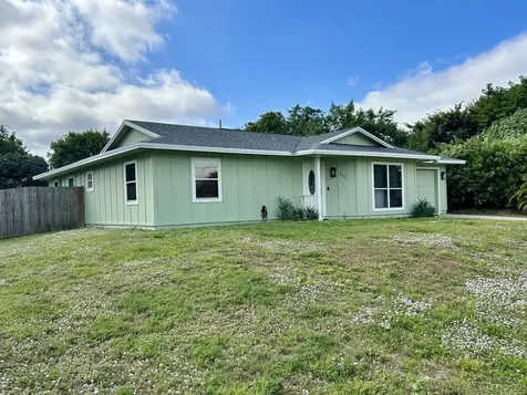 452 Sw David Terrace Port Saint Lucie FL 34953