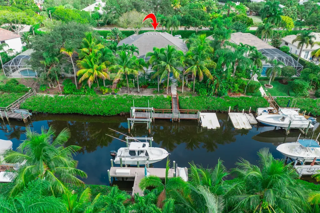 19850 Loxahatchee Pointe Drive Jupiter FL 33458