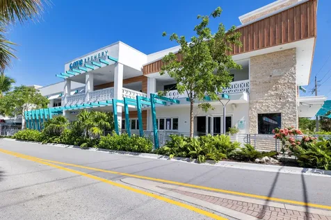 1248 Se 8th Street Deerfield Beach FL 33441