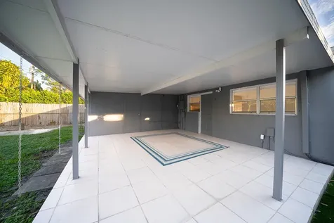 321 Nw 51st Street Oakland Park FL 33309
