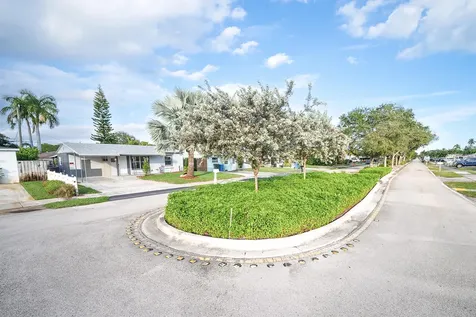 321 Nw 51st Street Oakland Park FL 33309