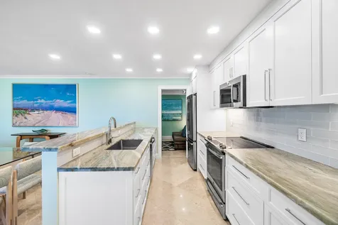 86 Macfarlane Drive Delray Beach FL 33483