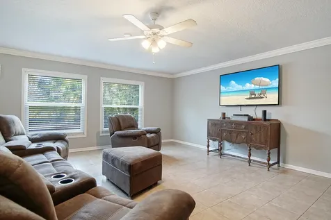 3010 Se Wake Road Port Saint Lucie FL 34984