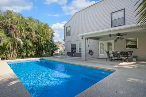 3010 Se Wake Road Port Saint Lucie FL 34984
