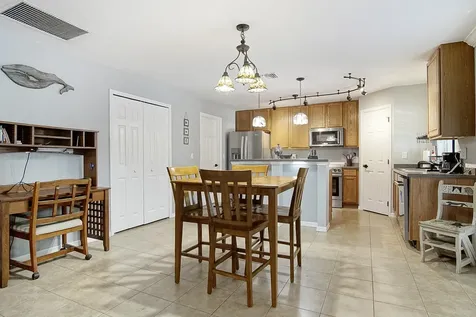 3010 Se Wake Road Port Saint Lucie FL 34984