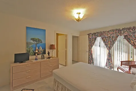 10201 Chapman Oak Court Palm Beach Gardens FL 33410