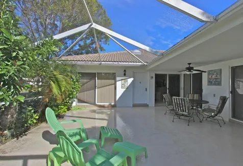 10201 Chapman Oak Court Palm Beach Gardens FL 33410