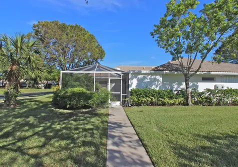 10201 Chapman Oak Court Palm Beach Gardens FL 33410