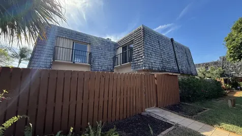 2717 Se 27th Way Boynton Beach FL 33435