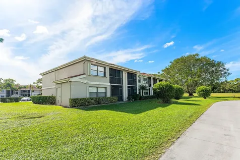 13369 Touchstone Place Palm Beach Gardens FL 33418