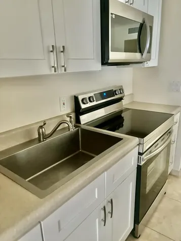 200 Main Boulevard Boynton Beach FL 33435