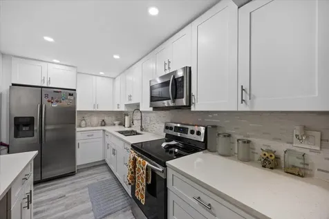 1428 Se 4th Avenue Deerfield Beach FL 33441