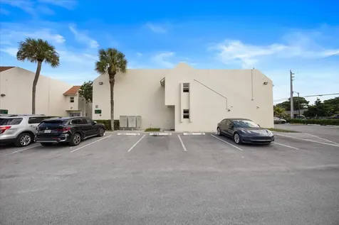 1428 Se 4th Avenue Deerfield Beach FL 33441