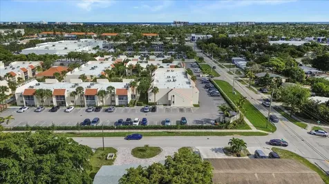 1428 Se 4th Avenue Deerfield Beach FL 33441