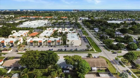1428 Se 4th Avenue Deerfield Beach FL 33441