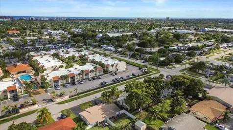 1428 Se 4th Avenue Deerfield Beach FL 33441