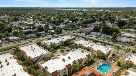 1428 Se 4th Avenue Deerfield Beach FL 33441
