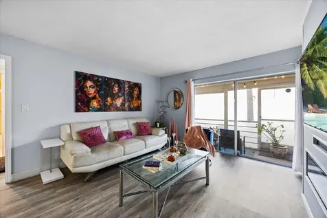 1428 Se 4th Avenue Deerfield Beach FL 33441