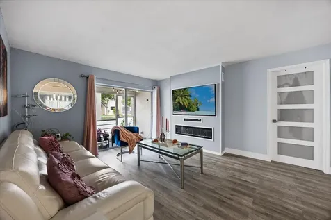 1428 Se 4th Avenue Deerfield Beach FL 33441