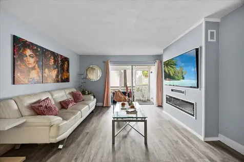 1428 Se 4th Avenue Deerfield Beach FL 33441