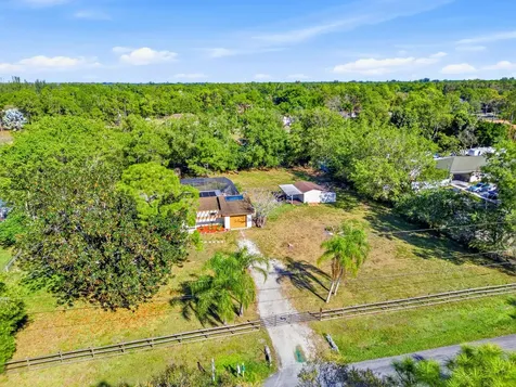 16319 E Cheltenham Drive Loxahatchee FL 33470