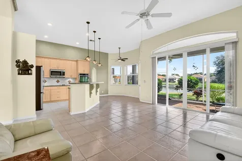 7204 Demedici Circle Delray Beach FL 33446