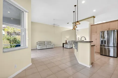 7204 Demedici Circle Delray Beach FL 33446