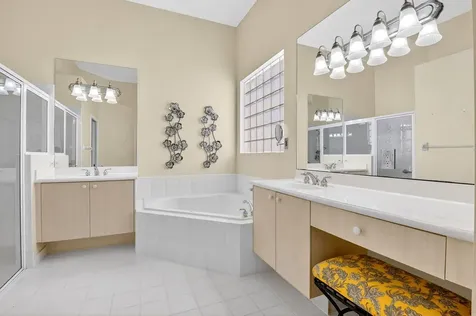 7204 Demedici Circle Delray Beach FL 33446