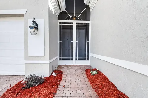 7204 Demedici Circle Delray Beach FL 33446
