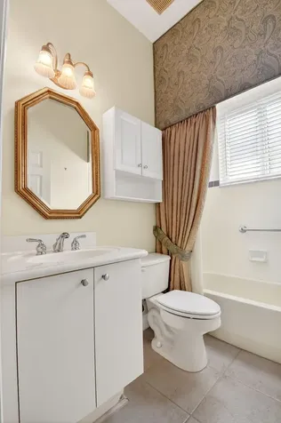 7204 Demedici Circle Delray Beach FL 33446