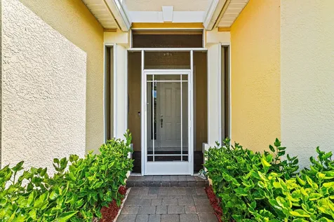 6196 Nw Cullen Way Port Saint Lucie FL 34983