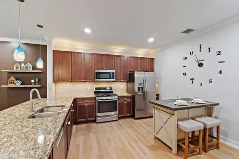 6196 Nw Cullen Way Port Saint Lucie FL 34983
