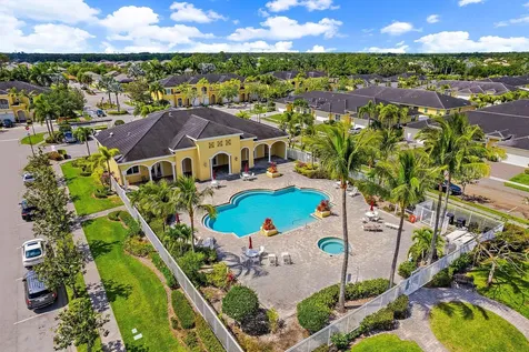 6196 Nw Cullen Way Port Saint Lucie FL 34983
