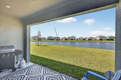 9400 Sw Libertas Way Port Saint Lucie FL 34987