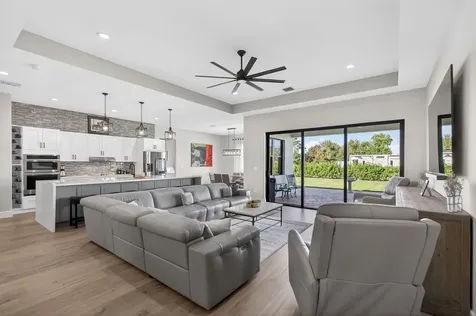 8249 Se Dharlys Street Hobe Sound FL 33455