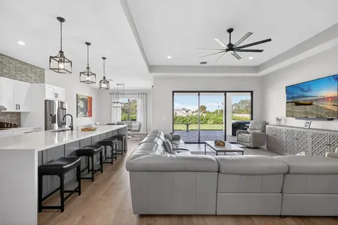 8249 Se Dharlys Street Hobe Sound FL 33455