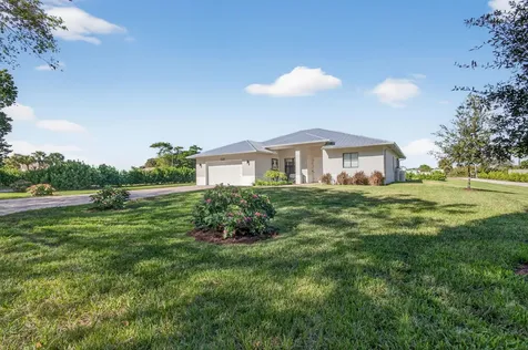 8249 Se Dharlys Street Hobe Sound FL 33455