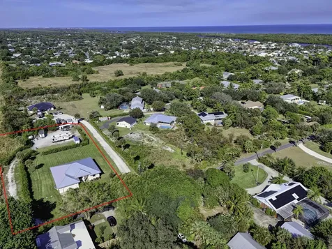 8249 Se Dharlys Street Hobe Sound FL 33455