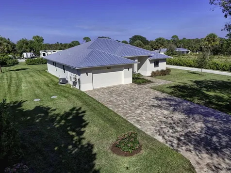8249 Se Dharlys Street Hobe Sound FL 33455