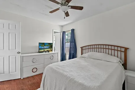 481 Warren Street Sebastian FL 32958