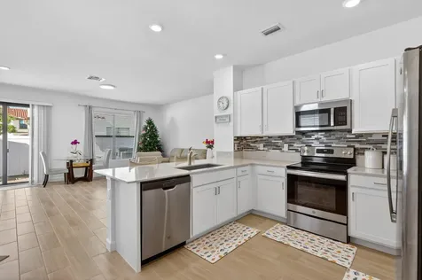 1011 Willow Place Riviera Beach FL 33410