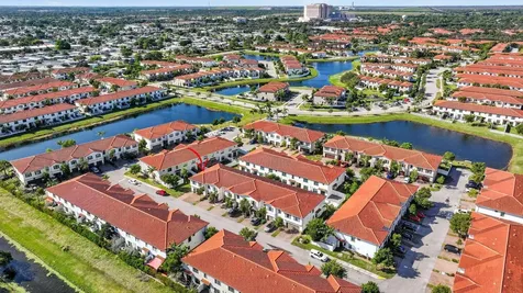 1011 Willow Place Riviera Beach FL 33410