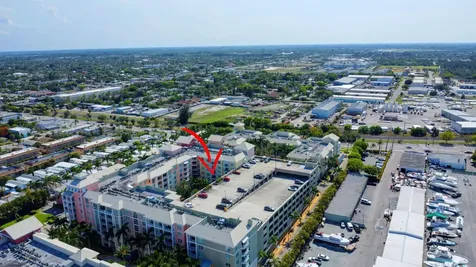 804 E Windward Way Lantana FL 33462