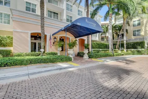 804 E Windward Way Lantana FL 33462
