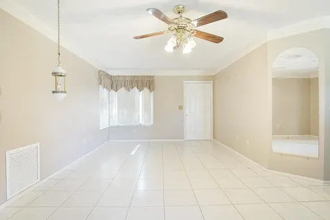 295 Nw Archer Avenue Port Saint Lucie FL 34983