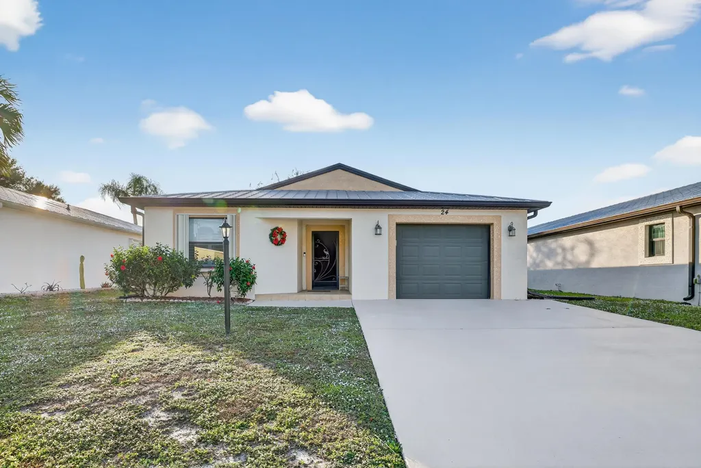 24 Azul Fort Pierce FL 34951