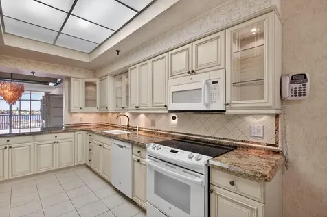 11390 Twelve Oaks Way North Palm Beach FL 33408