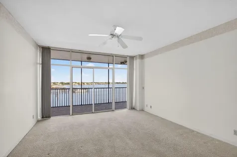11390 Twelve Oaks Way North Palm Beach FL 33408