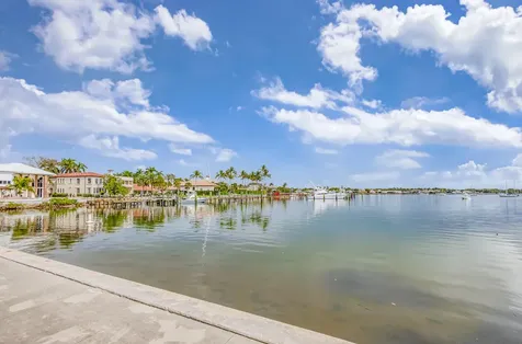 11390 Twelve Oaks Way North Palm Beach FL 33408