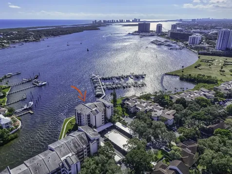11390 Twelve Oaks Way North Palm Beach FL 33408